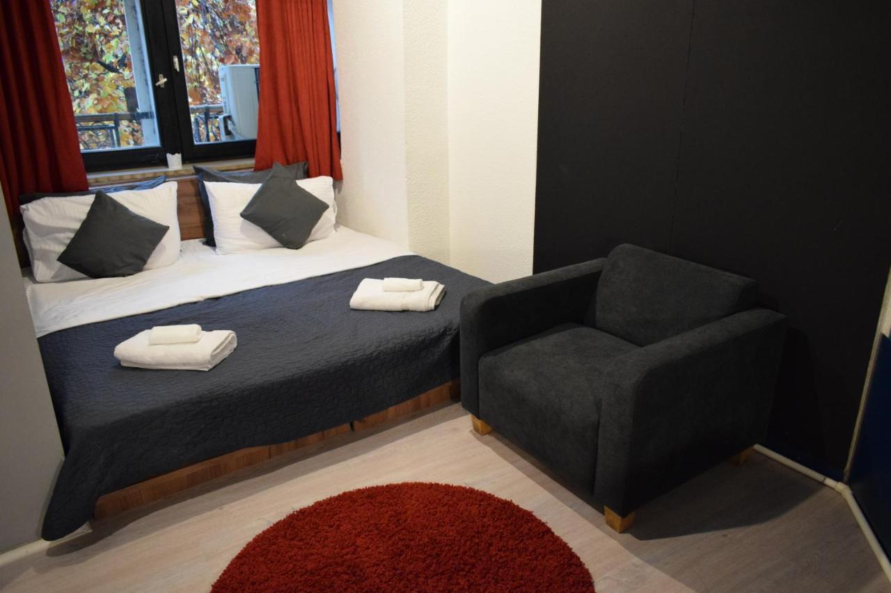 M - Square Private Rooms Skopje Exteriér fotografie