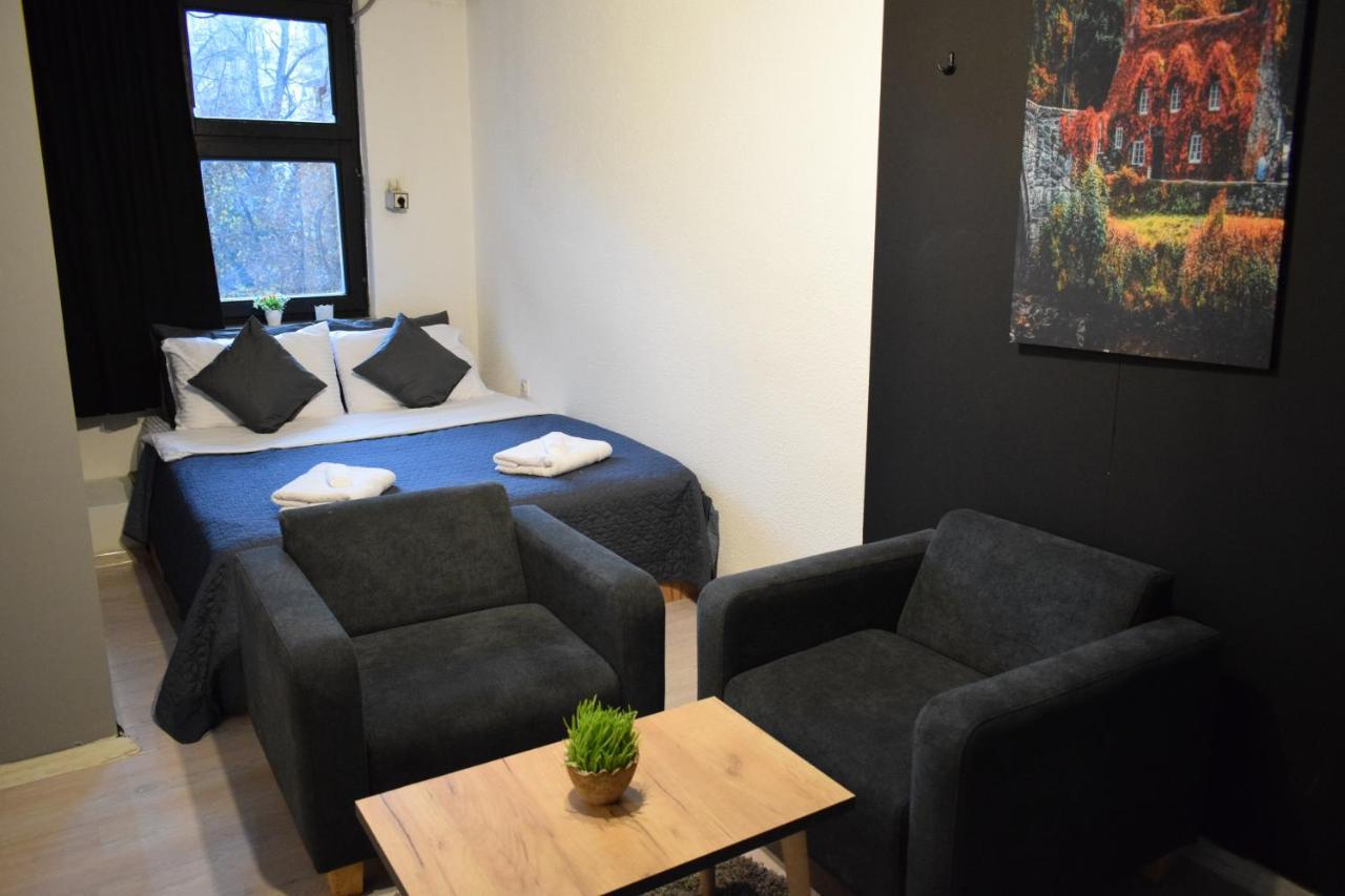 M - Square Private Rooms Skopje Exteriér fotografie