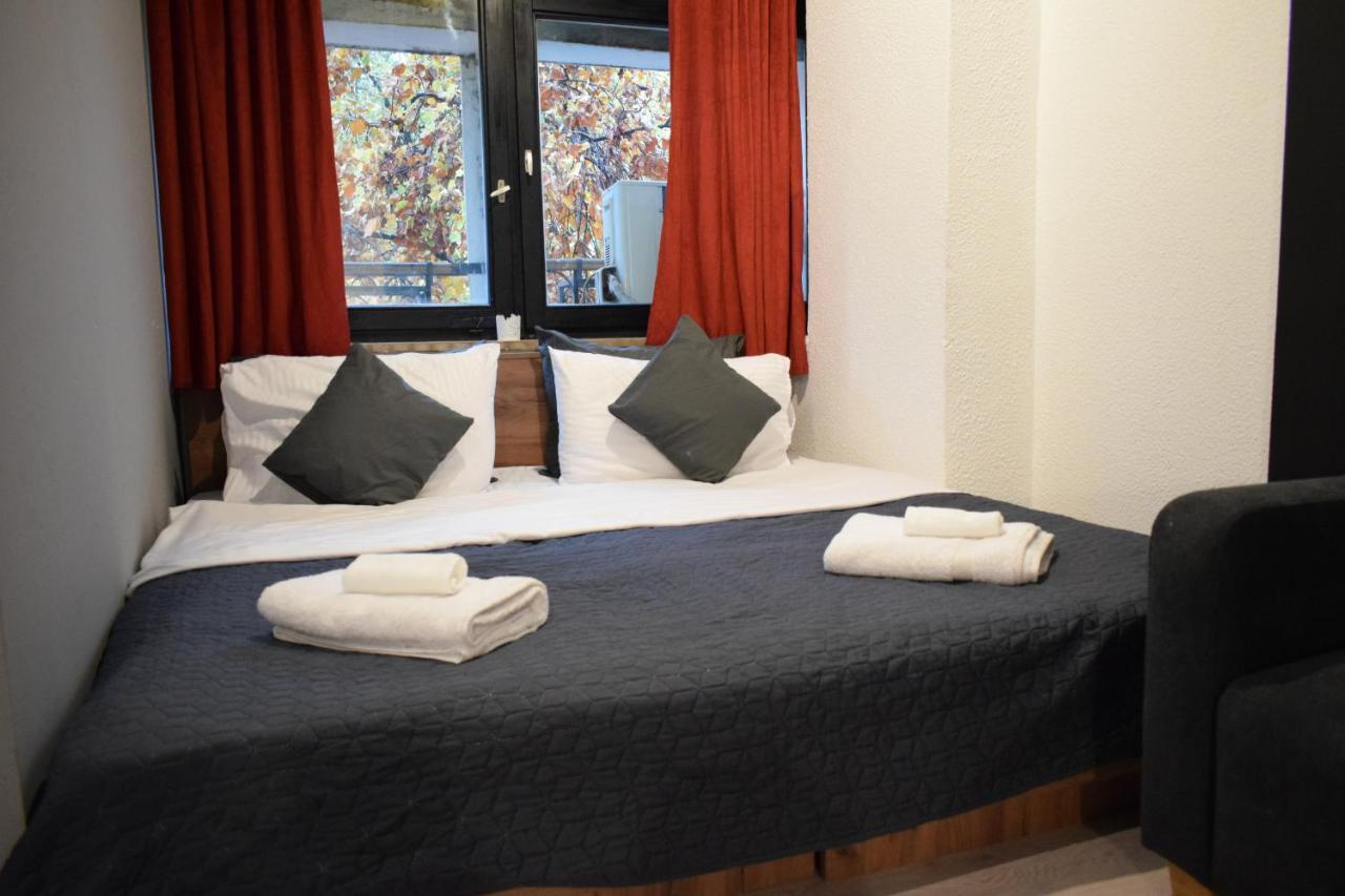 M - Square Private Rooms Skopje Exteriér fotografie