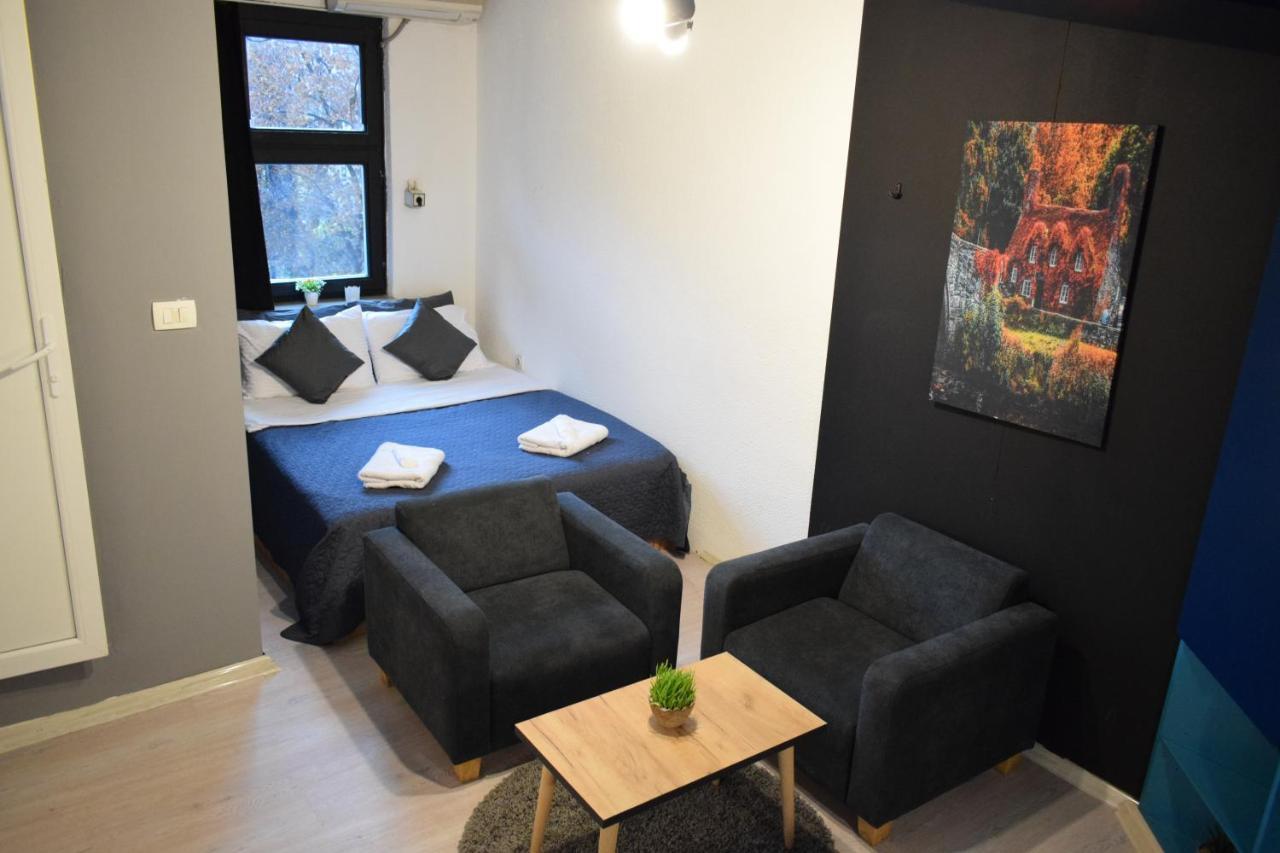 M - Square Private Rooms Skopje Exteriér fotografie